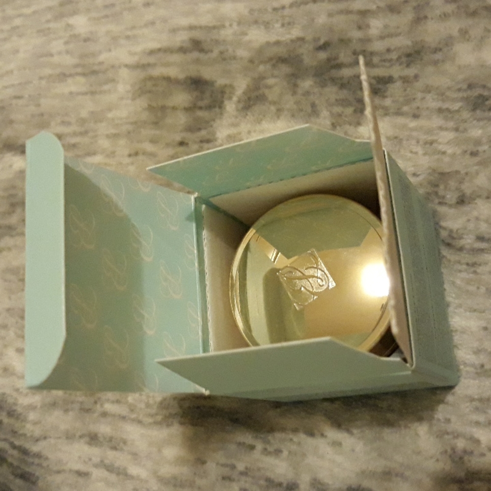Estee Lauder Resilience Tri-Peptide Eye Cream for All Skin Types - Picture 14 of 14